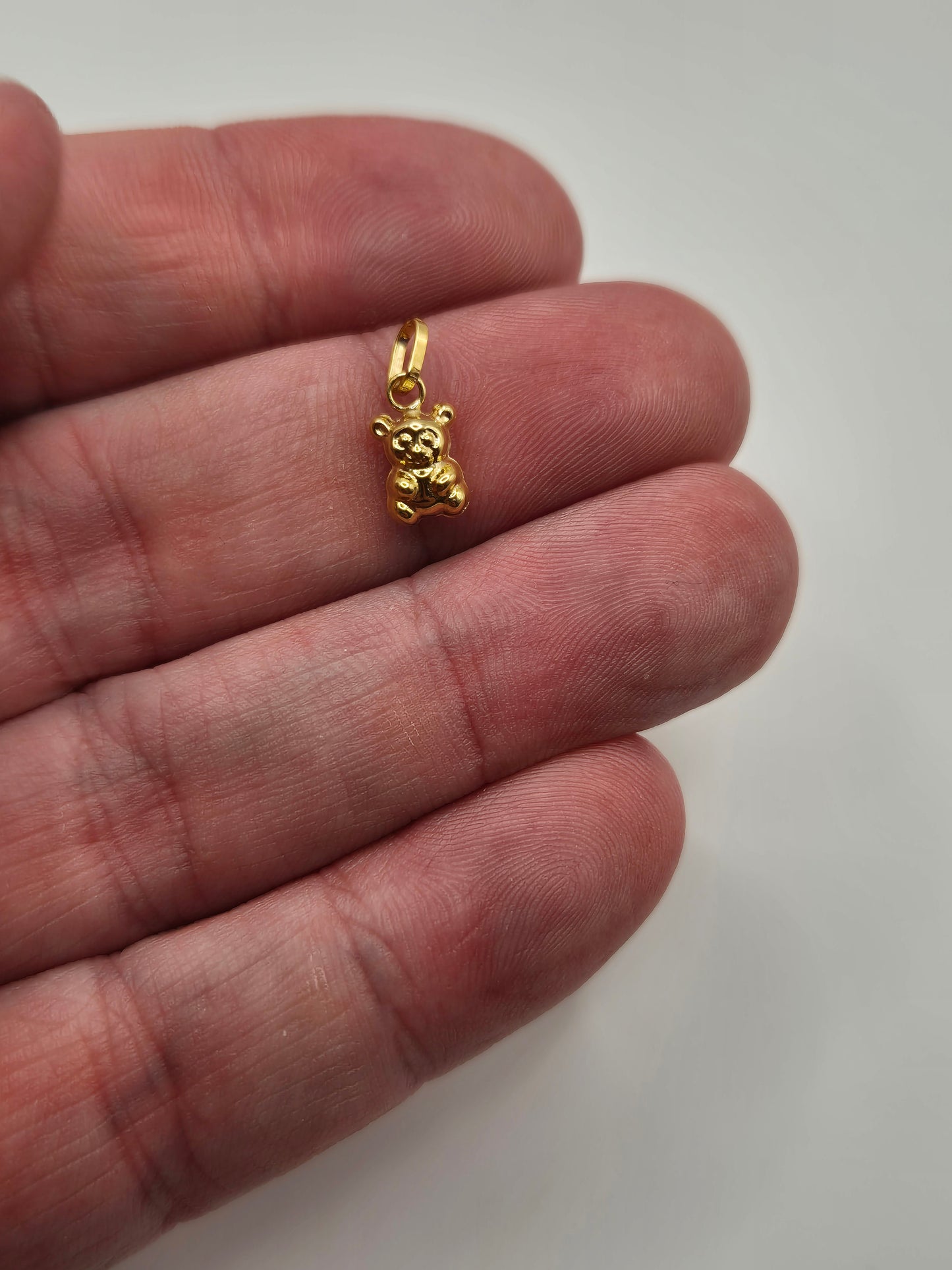 9ct gold teddy bear charm