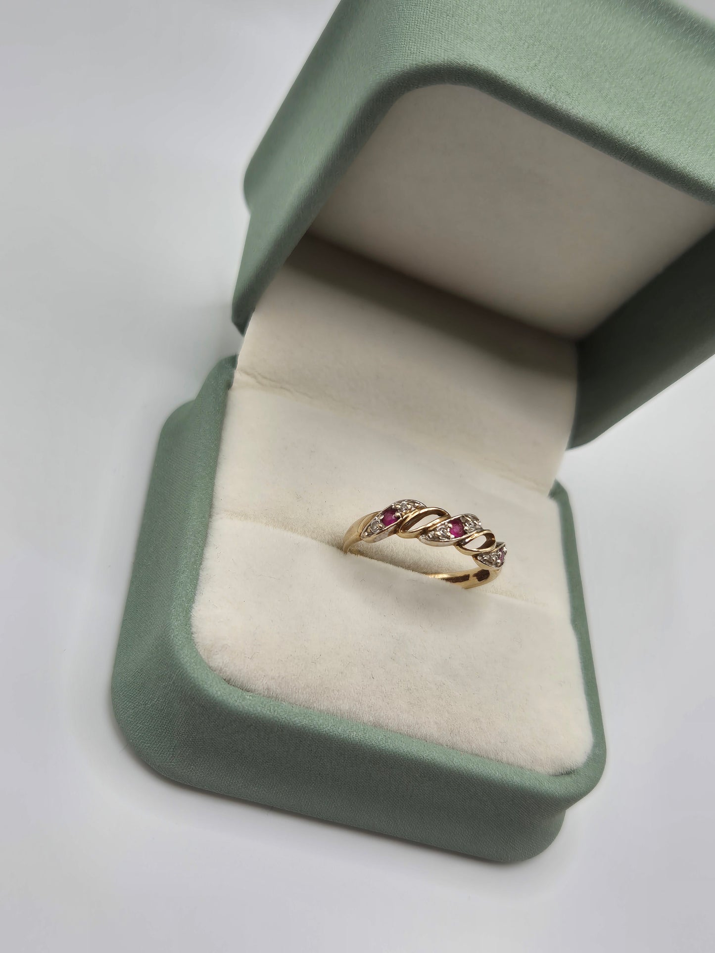 9ct gold ruby and diamond ring