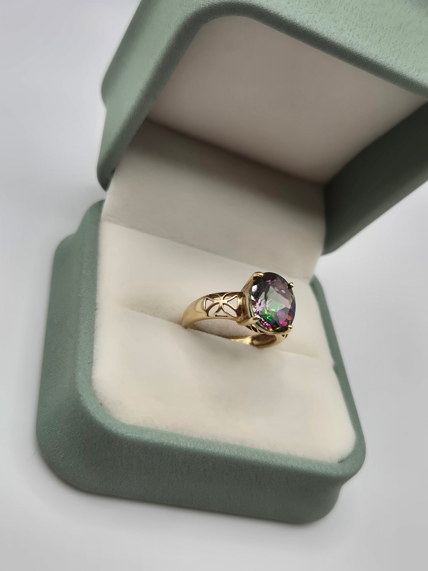 9ct gold mystic topaz ring