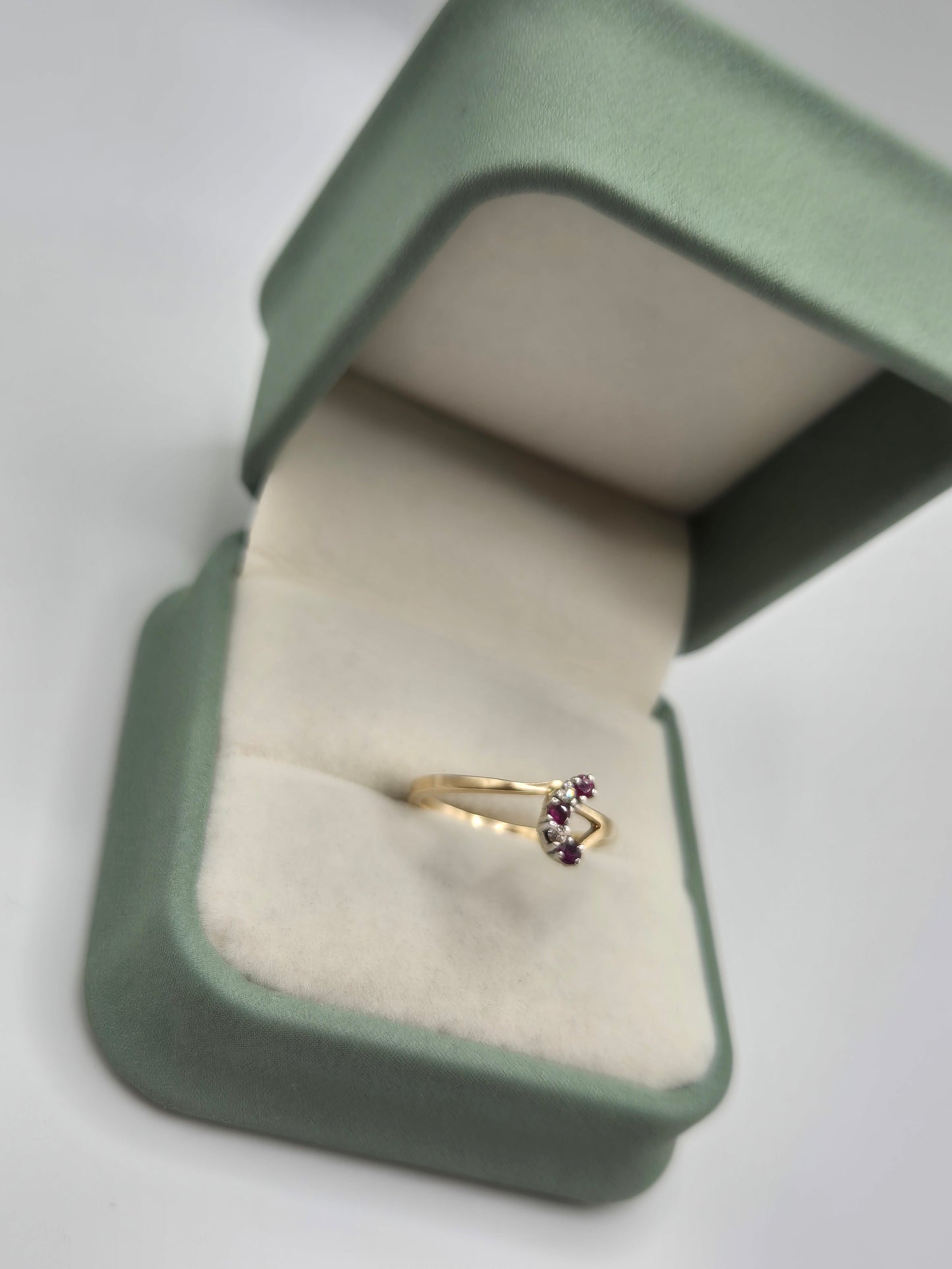 9ct gold ruby and diamond ring