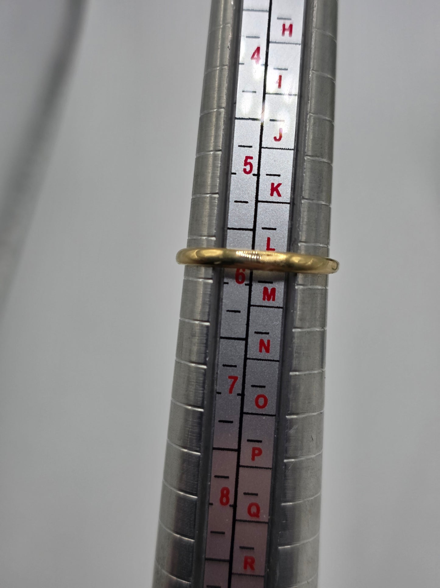 9ct gold jade and diamond ring