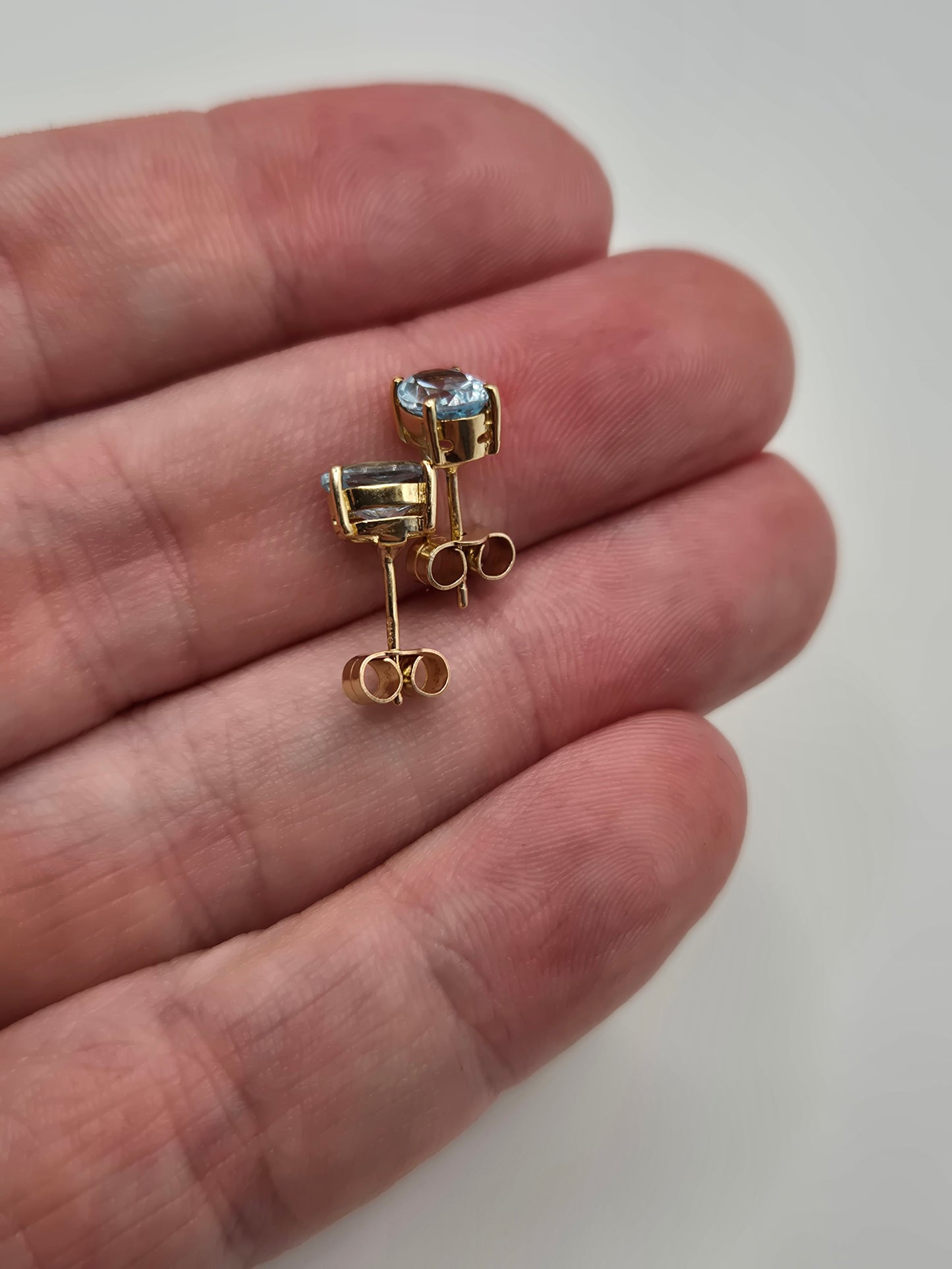 9ct gold topaz earrings