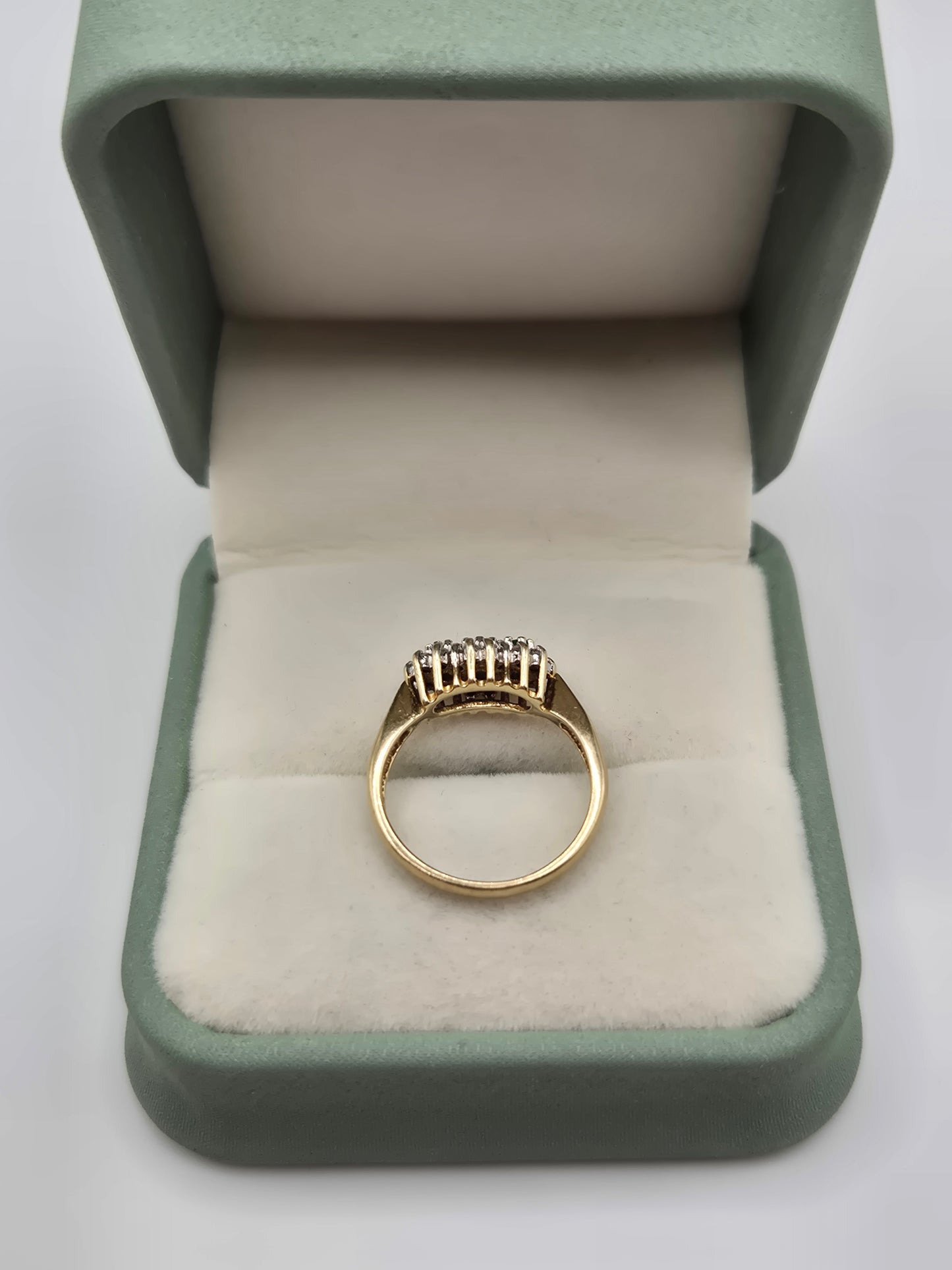 9ct gold emerald and diamond ring