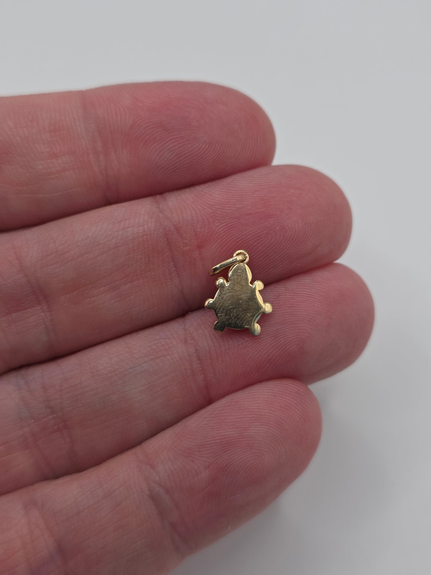 14ct gold ladybird charm