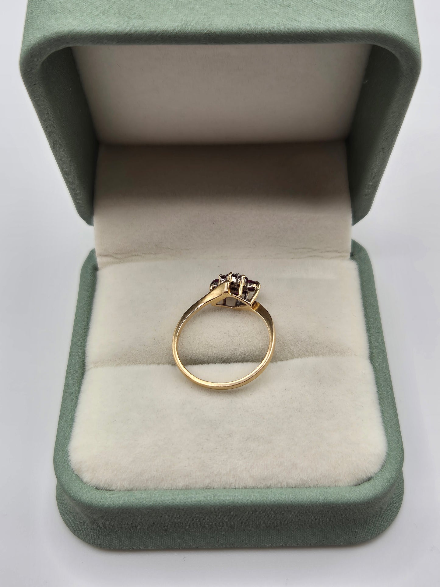 9ct gold ruby ring