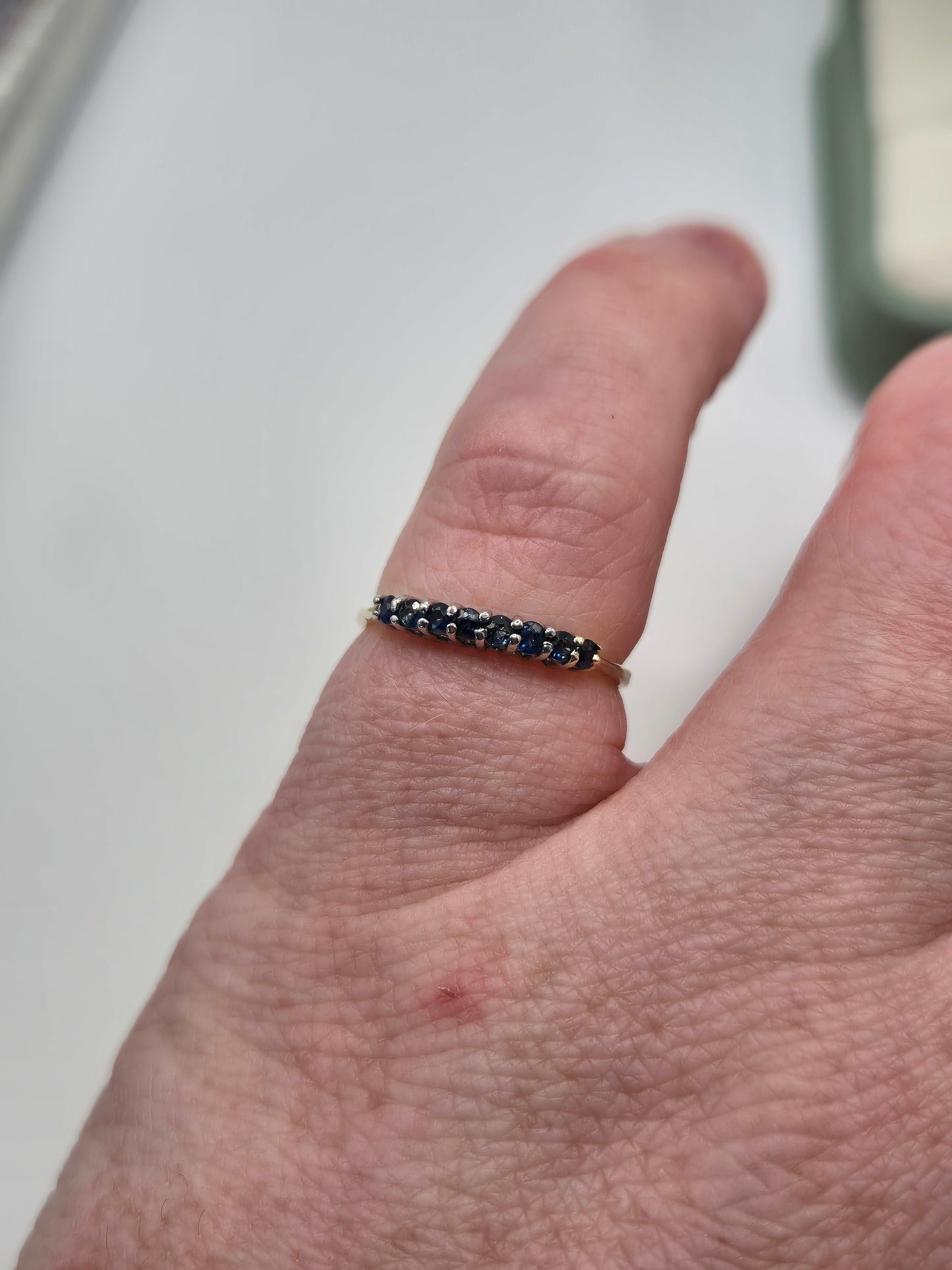 9ct gold tanzanite ring