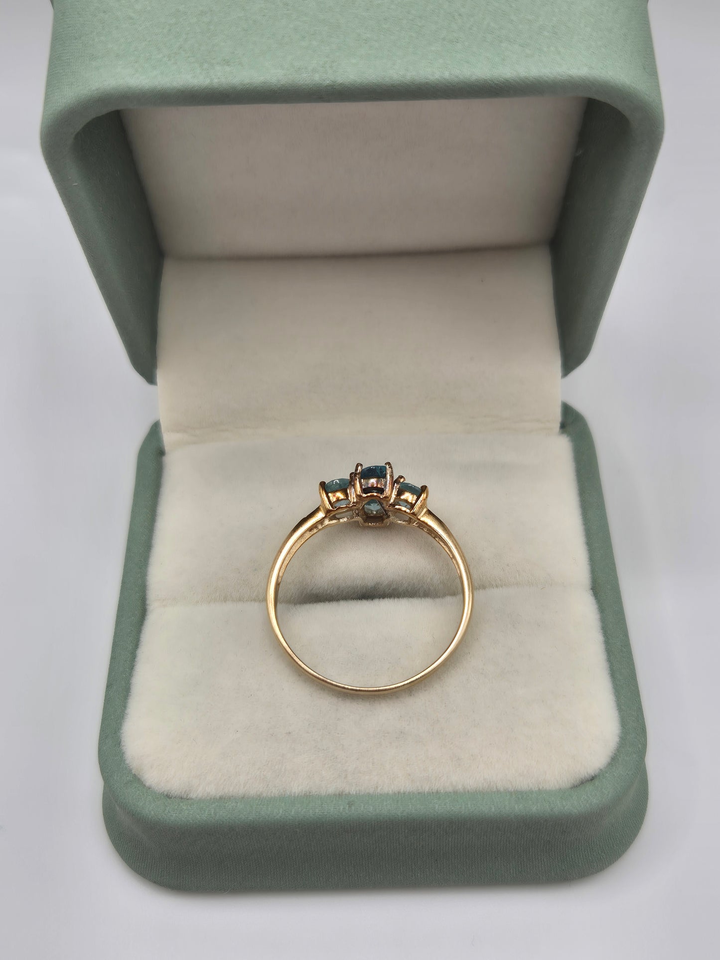 9ct gold topaz and diamond ring