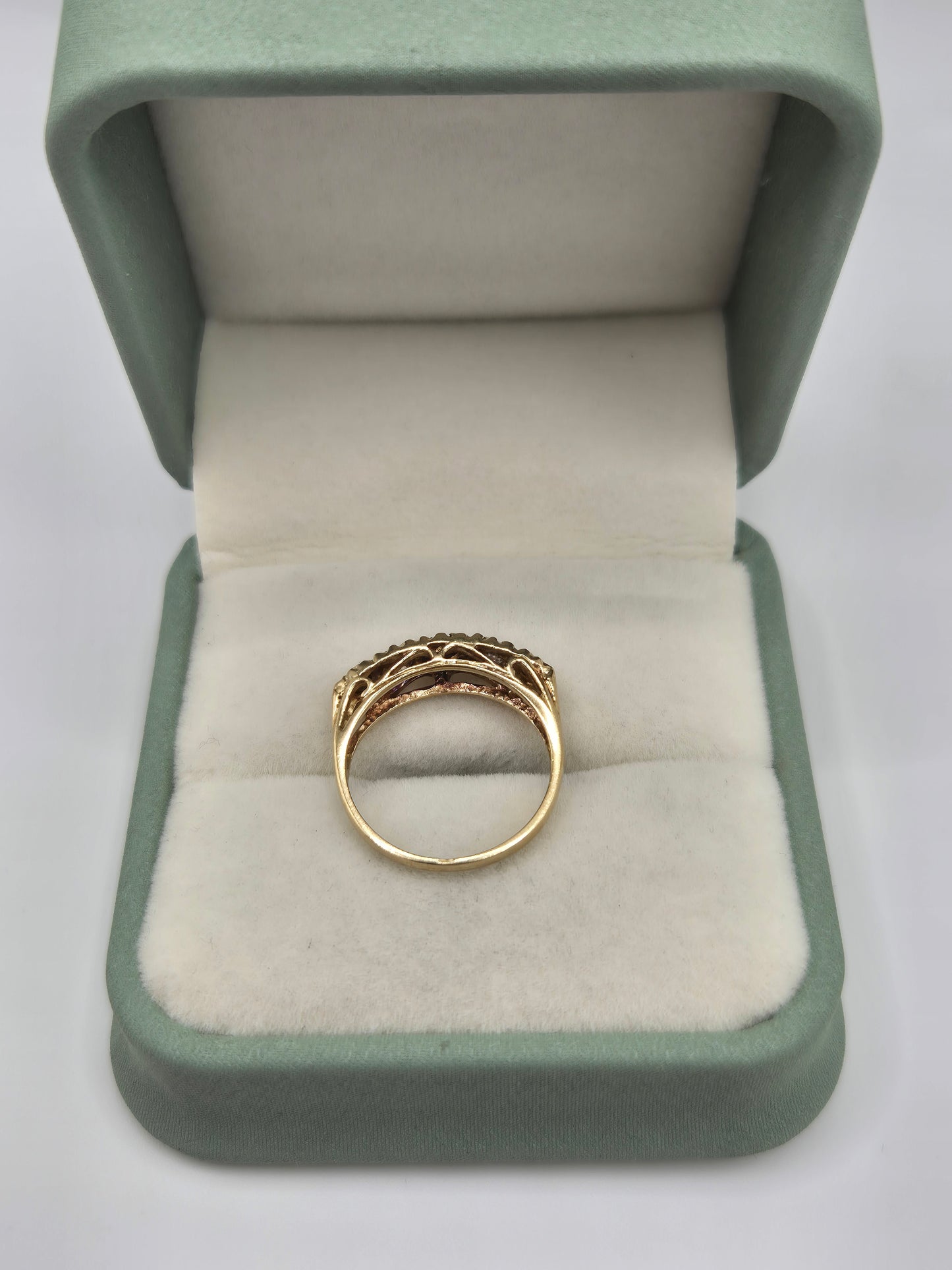 9ct gold sapphire and cz ring