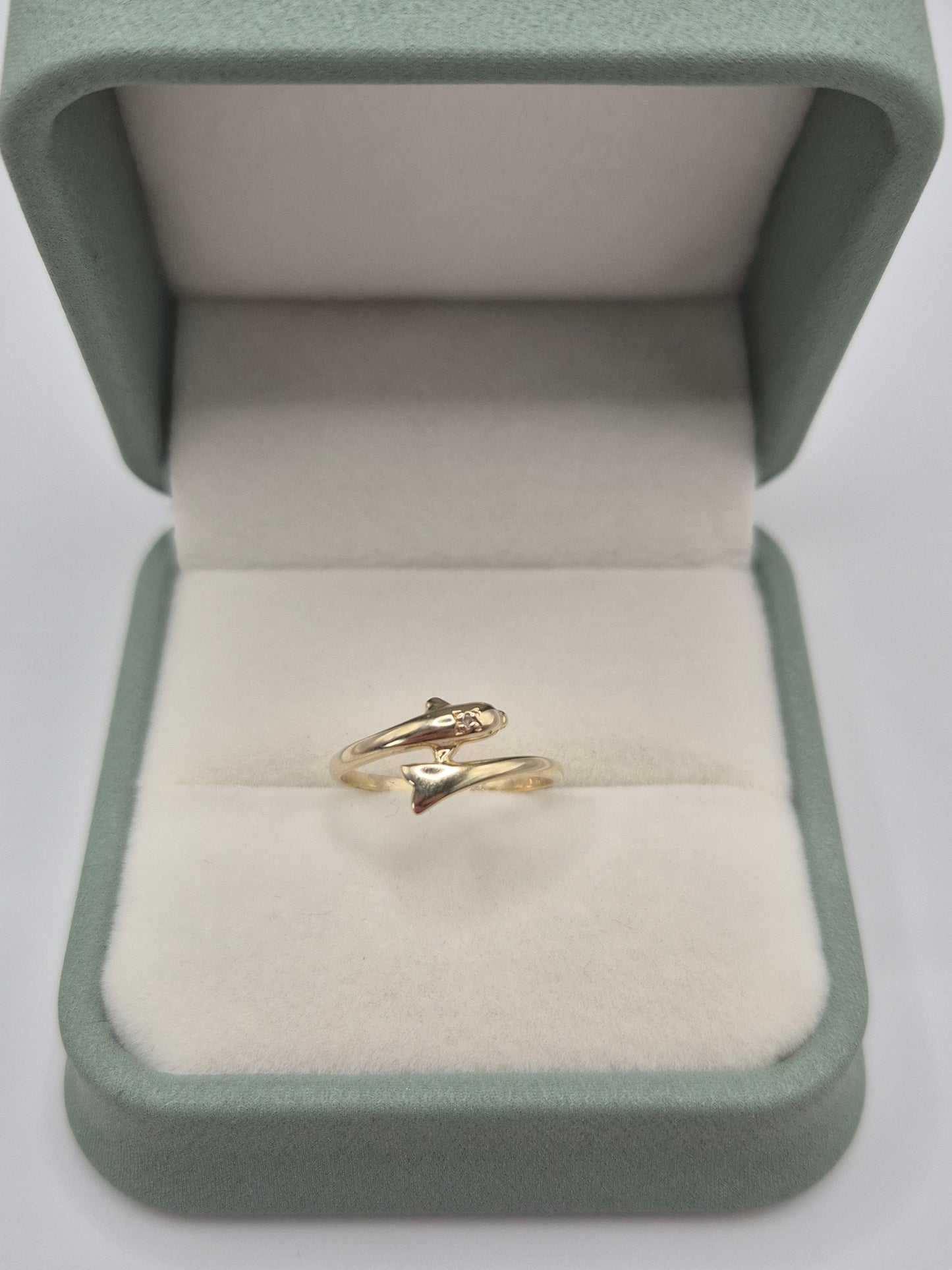 9ct gold dolphin ring
