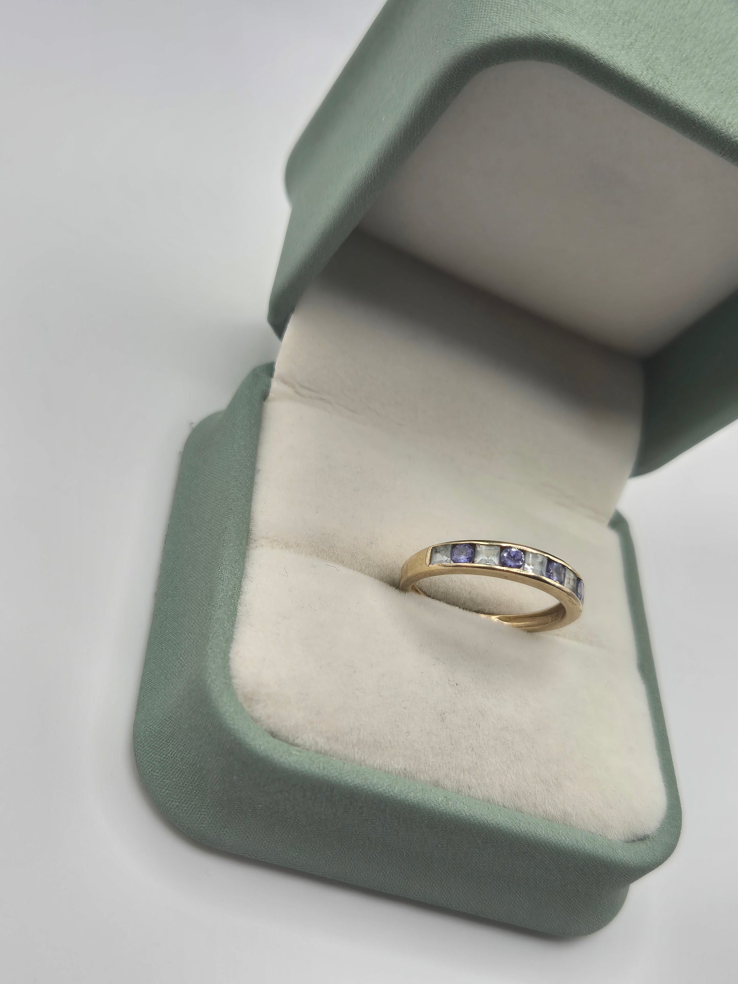 9ct gold tanzanite and zircon ring