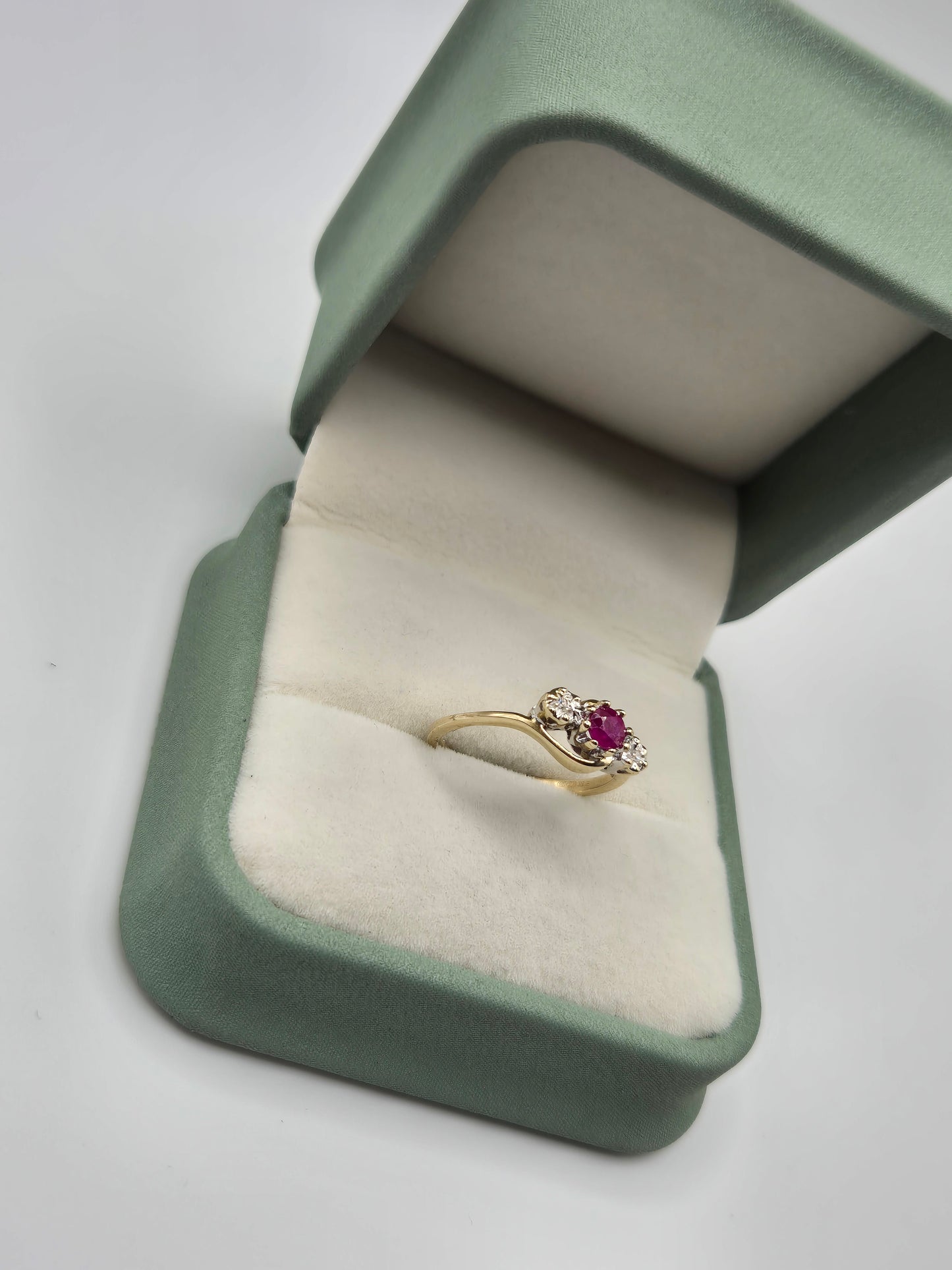 9ct gold ruby and diamond ring
