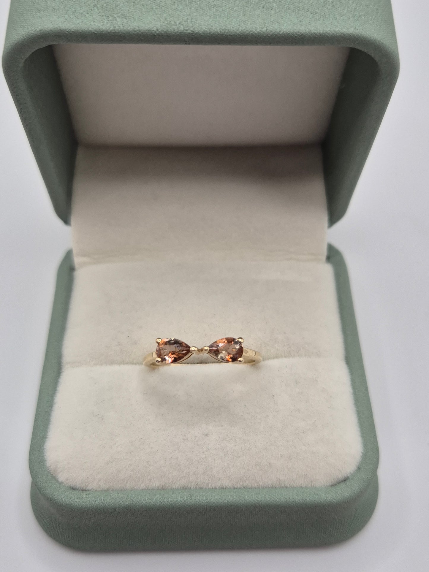 9ct gold tourmaline ring