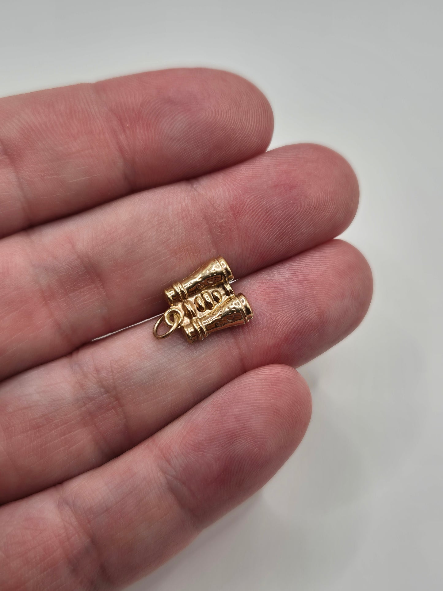 9ct gold binoculars Charm