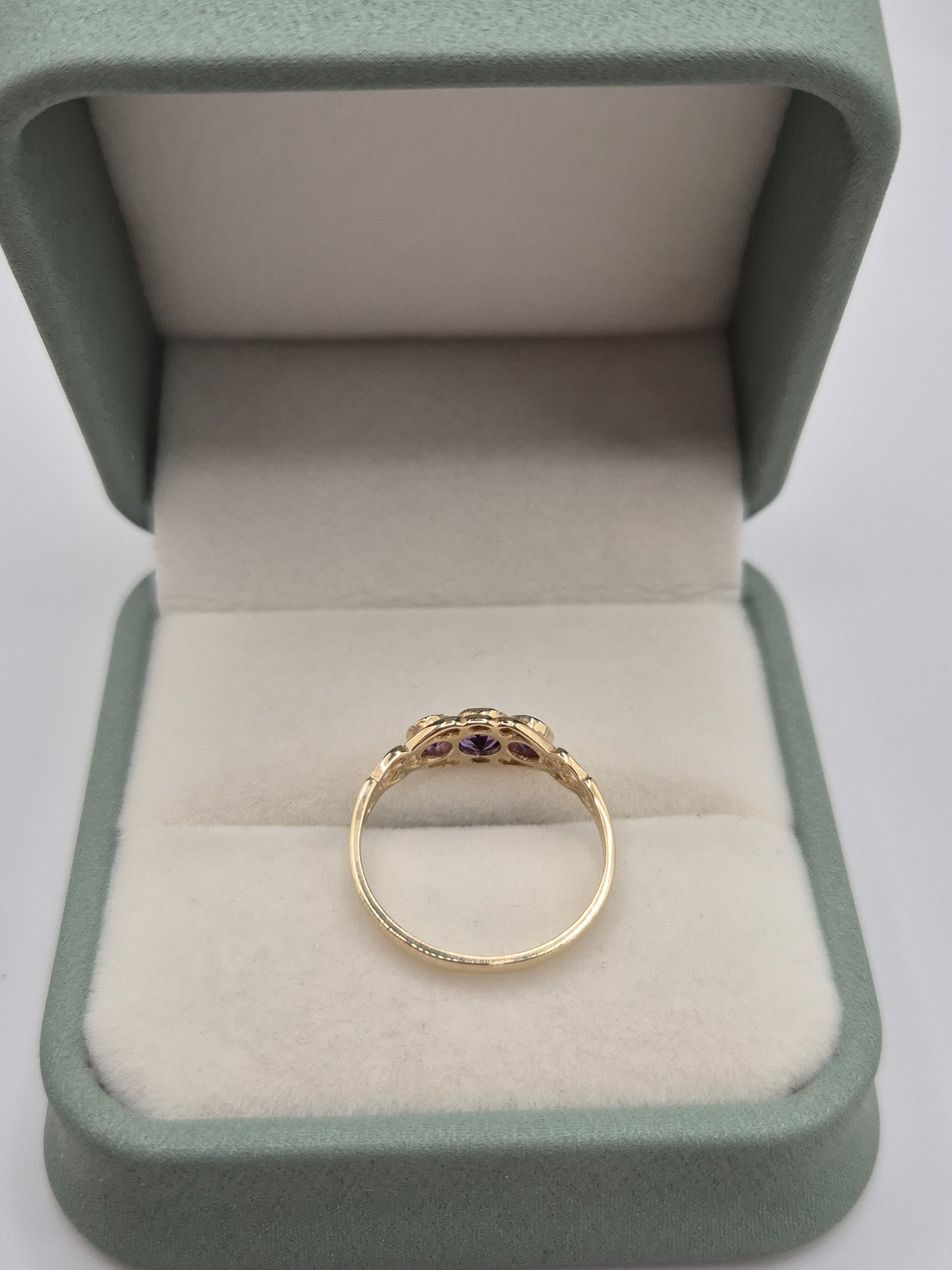 9ct gold amethyst ring