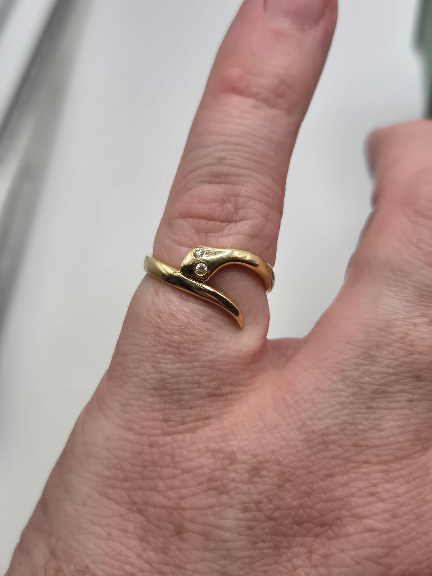 14ct gold cz snake ring