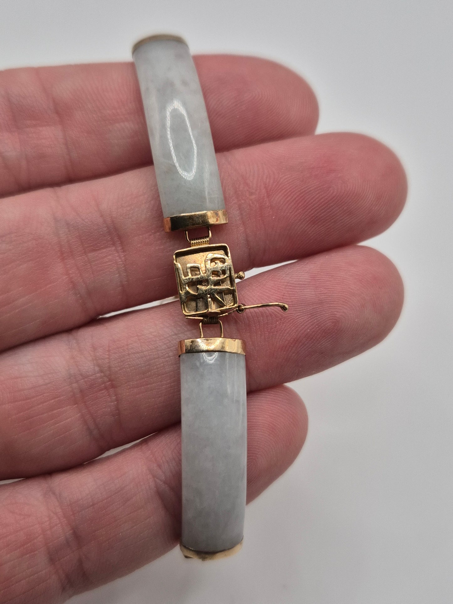 9ct gold jade bracelet