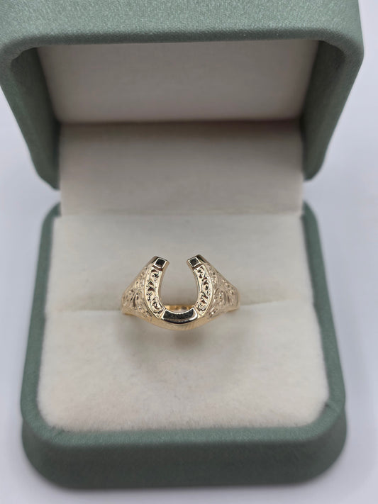 9ct gold horse shoe ring