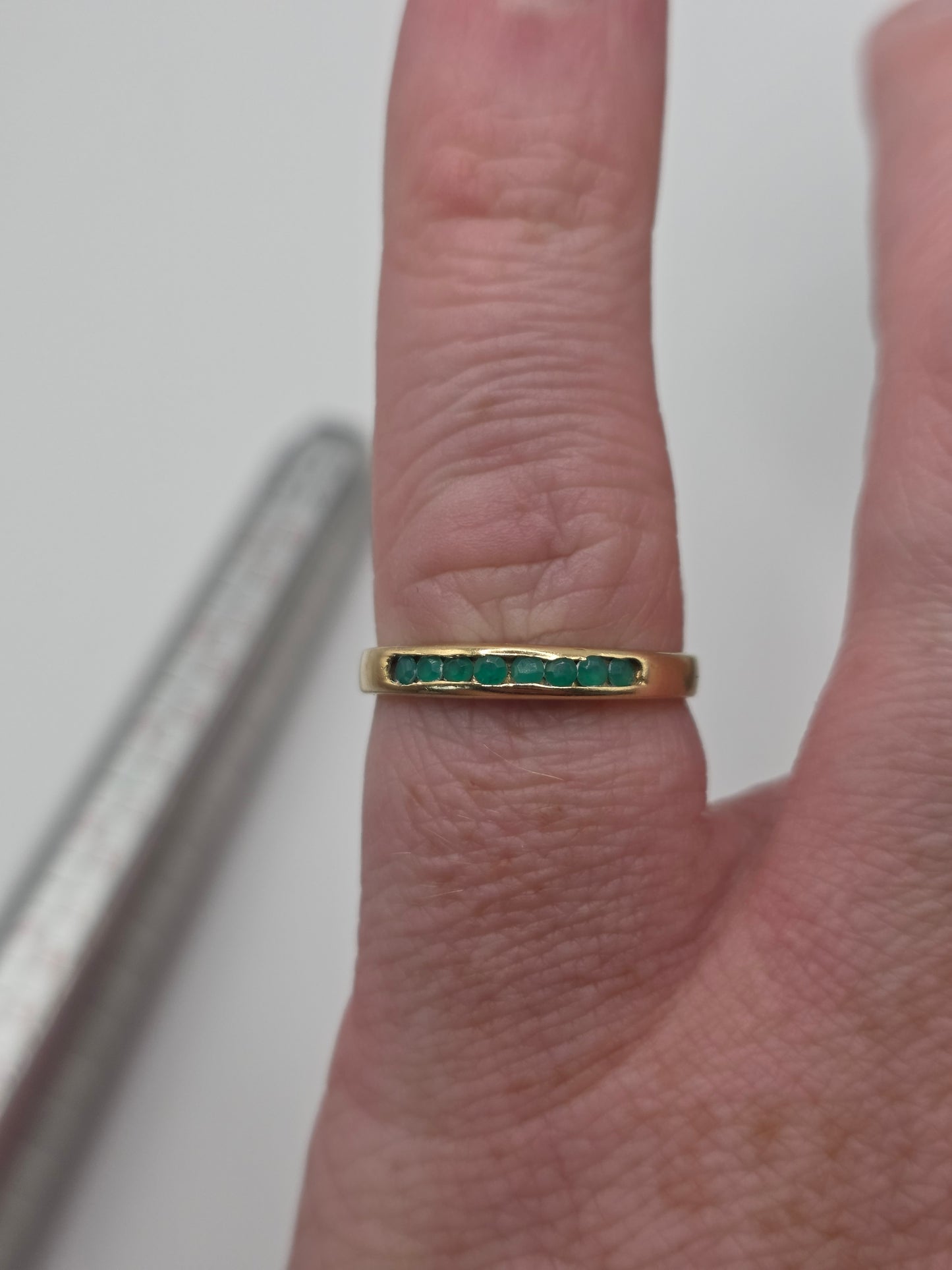 14ct gold chrysoprase ring