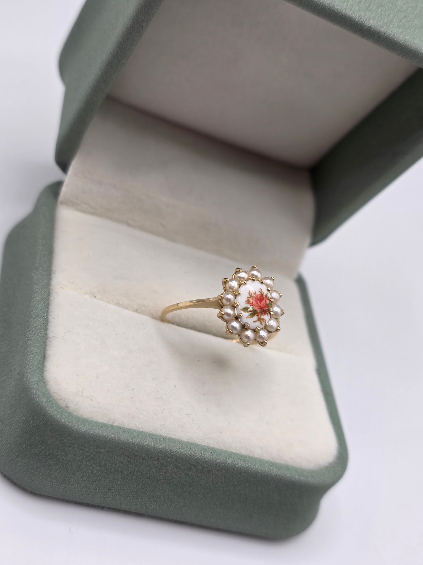 9ct gold limoges ring