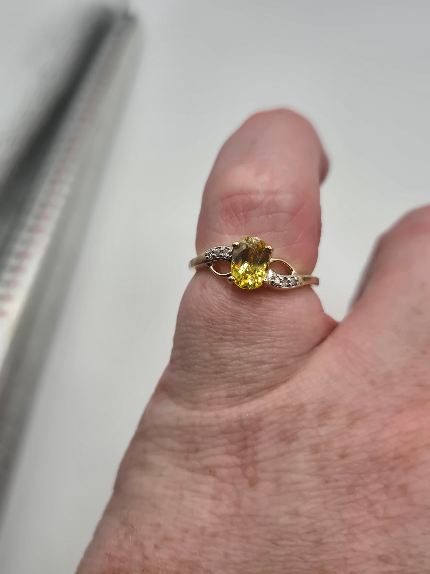 9ct gold citrine and zircon ring
