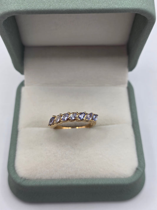 9ct gold tanzanite ring