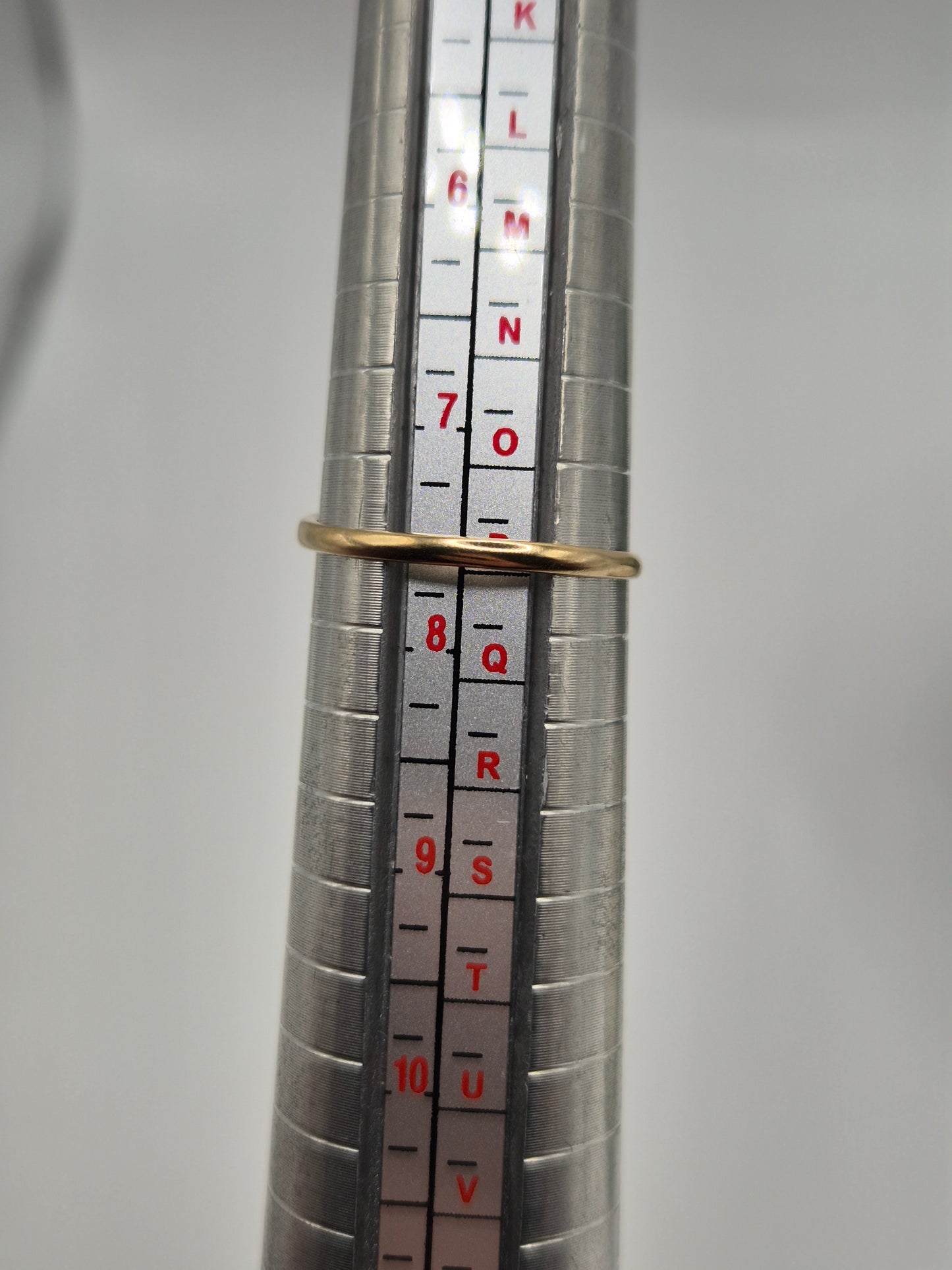 9ct gold sapphire ring