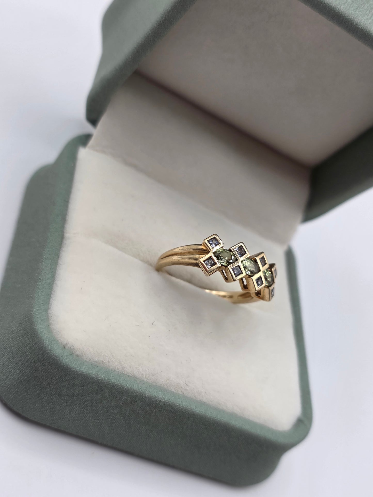 9ct gold fancy sapphire ring
