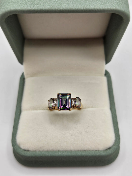 9ct gold mystic topaz and diamond ring