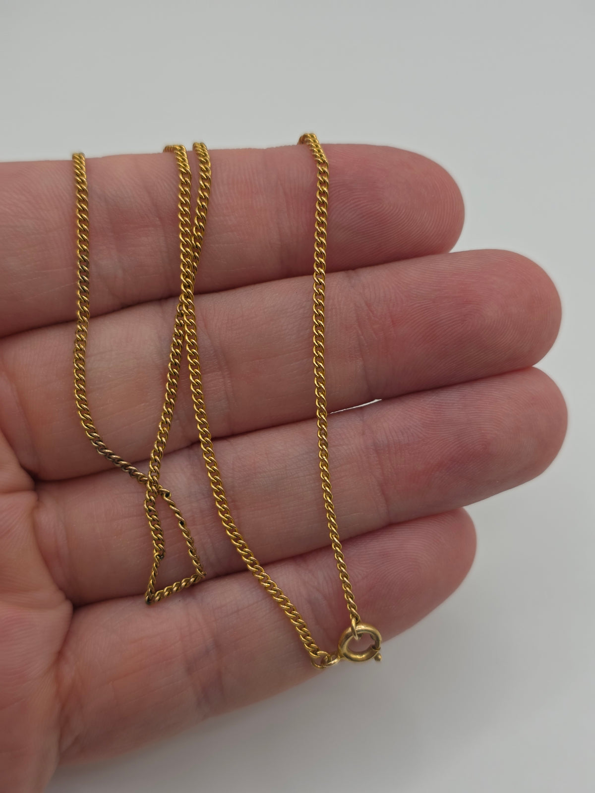 9ct gold chain (106)