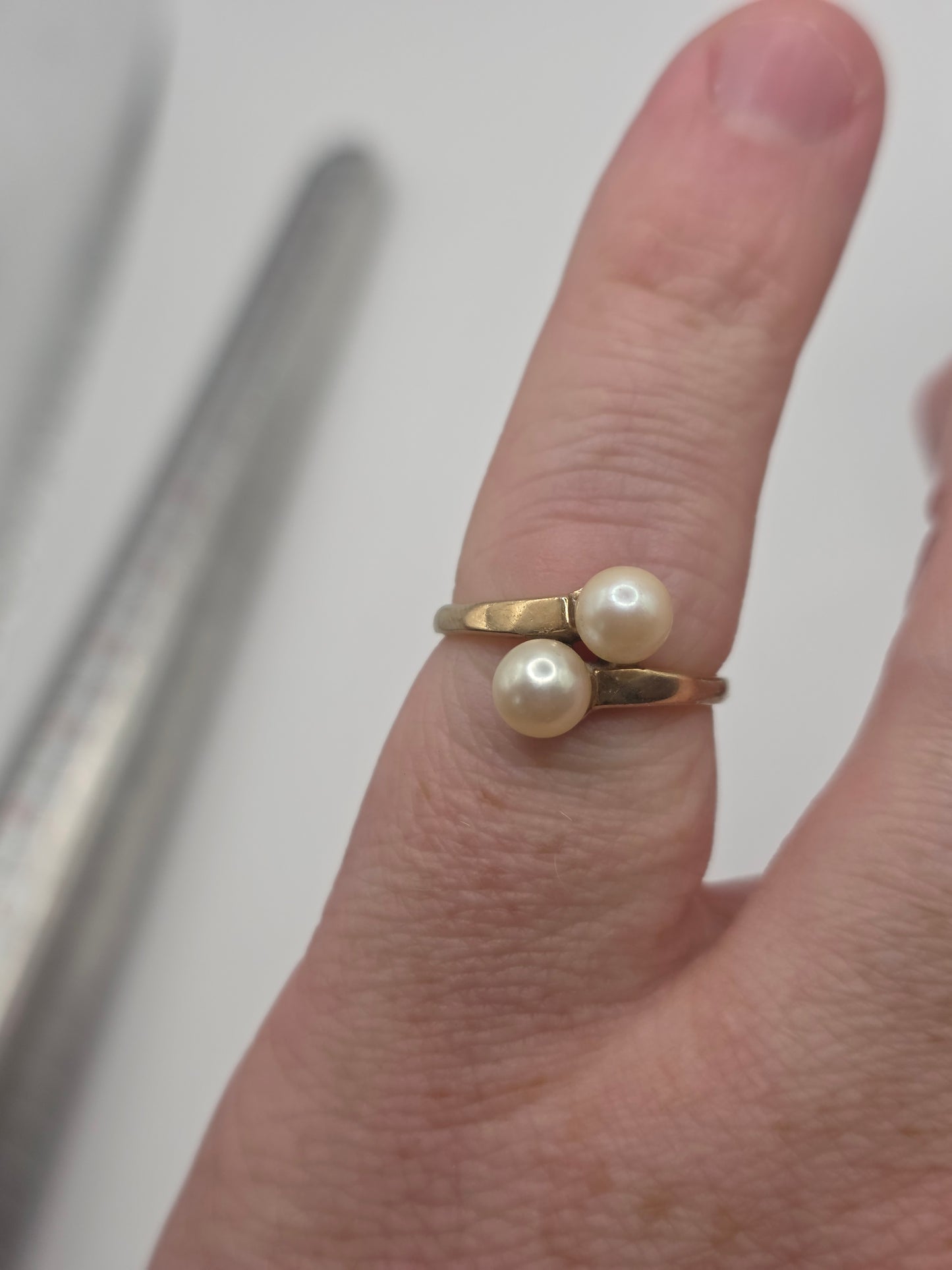 9ct gold pearl ring