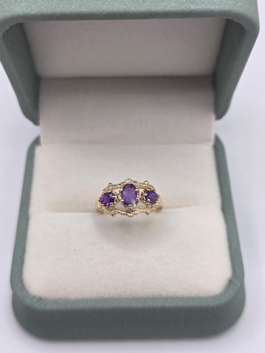 9ct gold amethyst ring