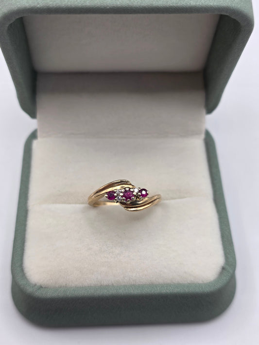 9ct gold ruby and diamond ring