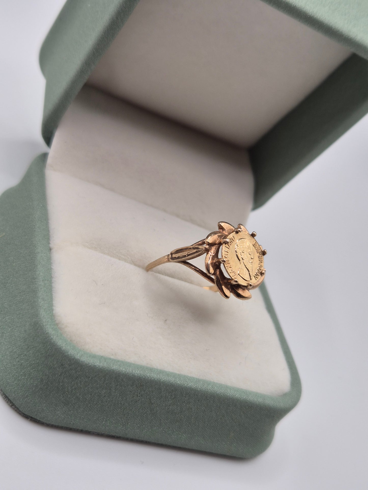 9ct gold maximiliano emperadon  ring