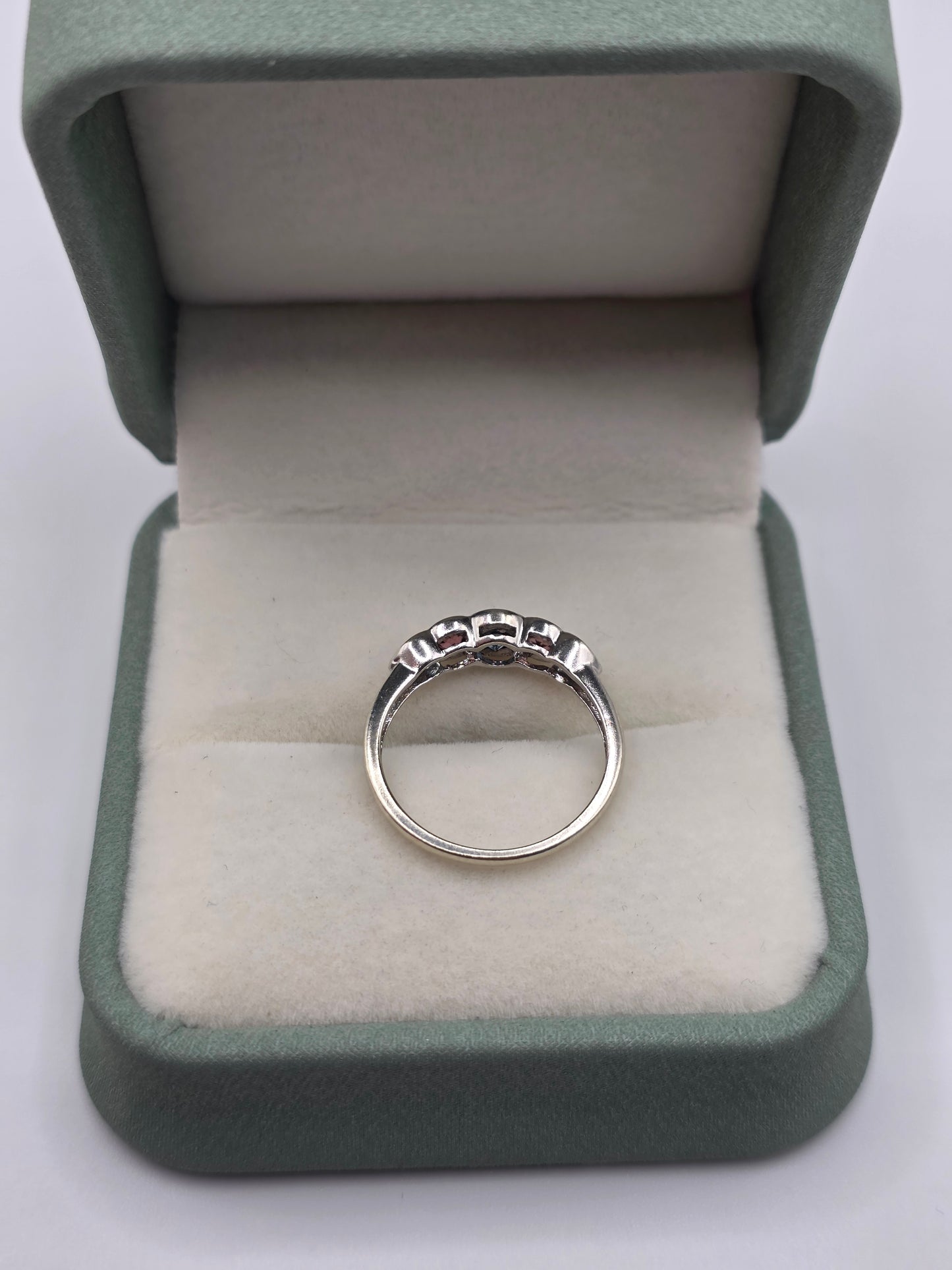 9ct white gold topaz and pink tourmaline ring