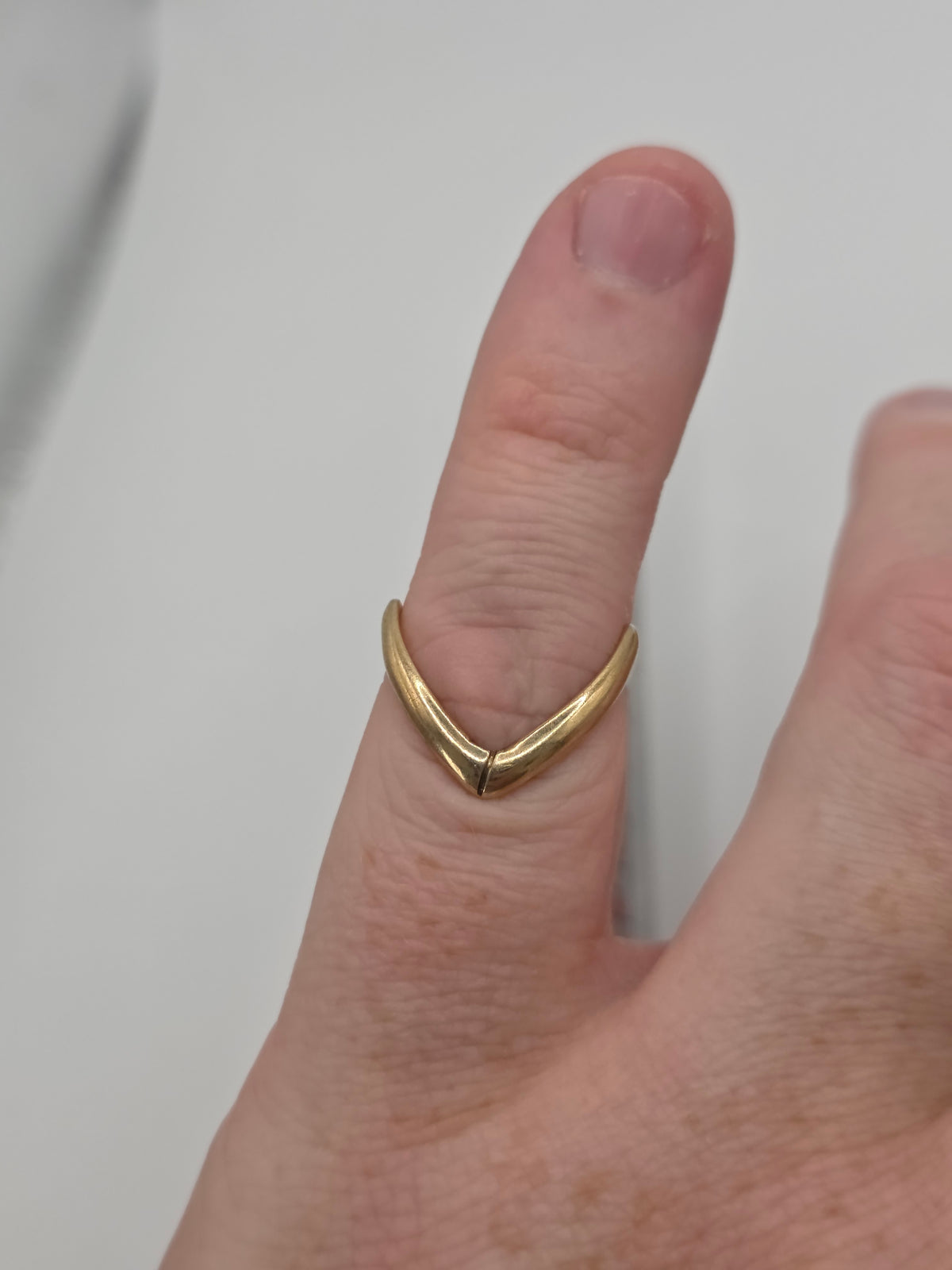 Vintage 9ct gold double wishbone ring
