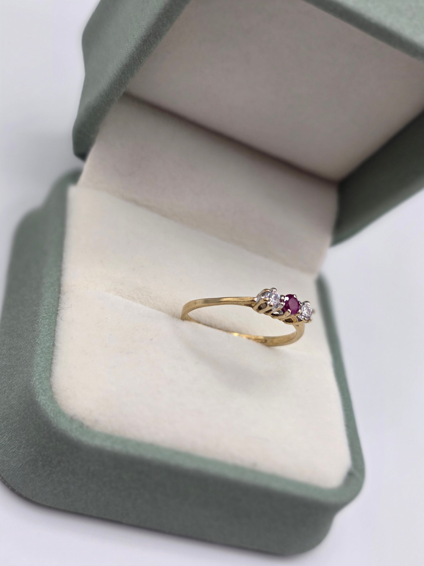 9ct gold ruby and zircon ring