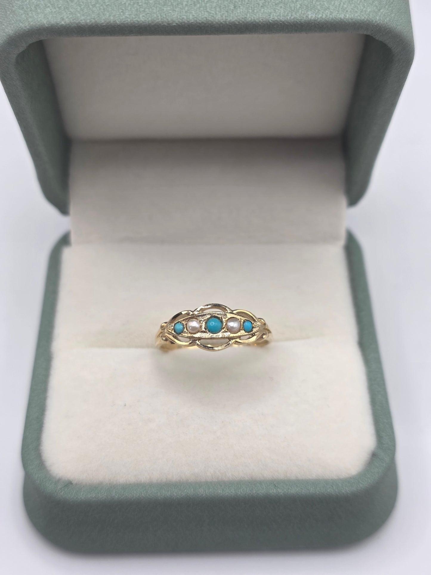 9ct gold turquoise and pearl ring