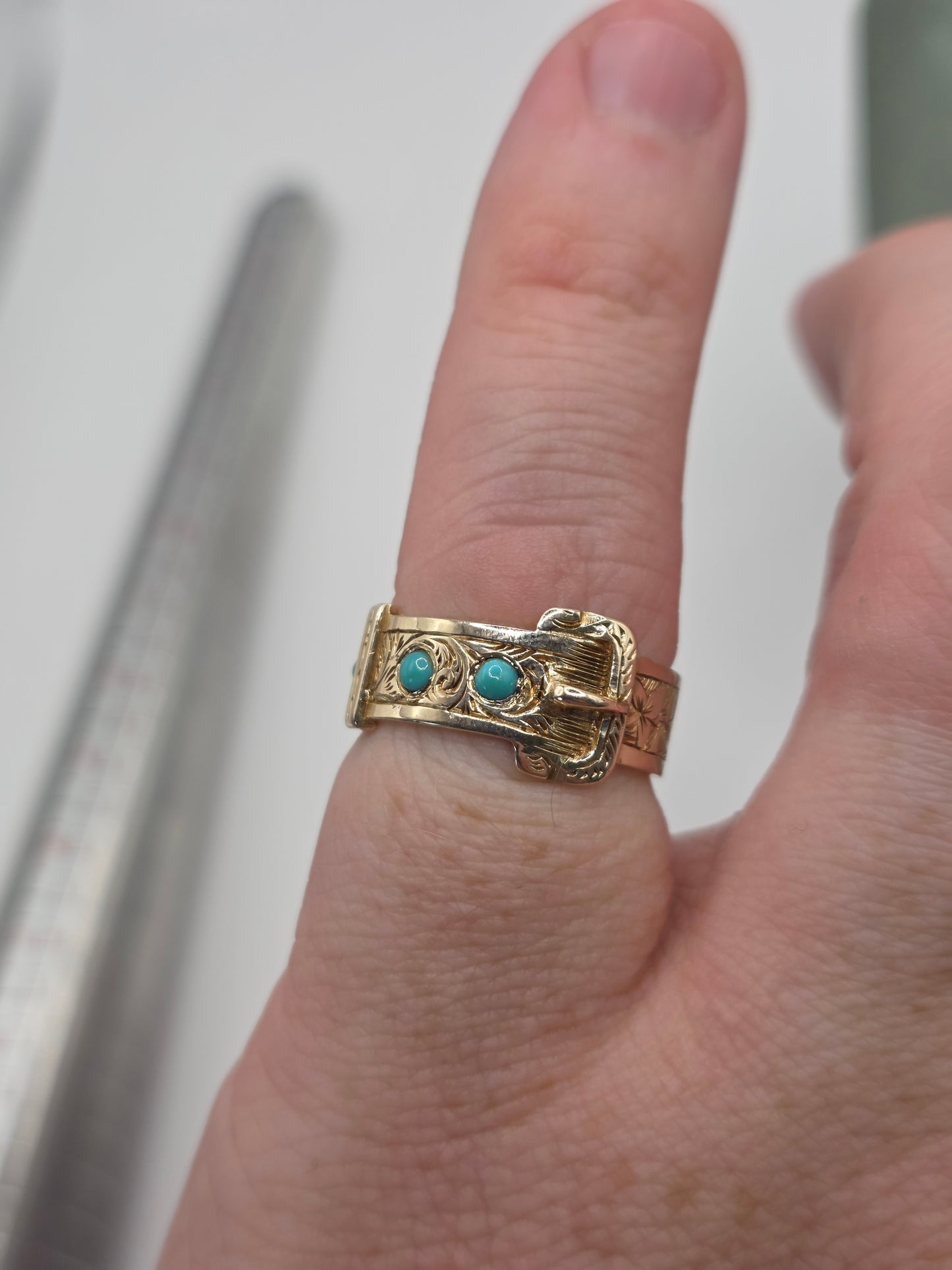 9ct gold turquoise buckle ring