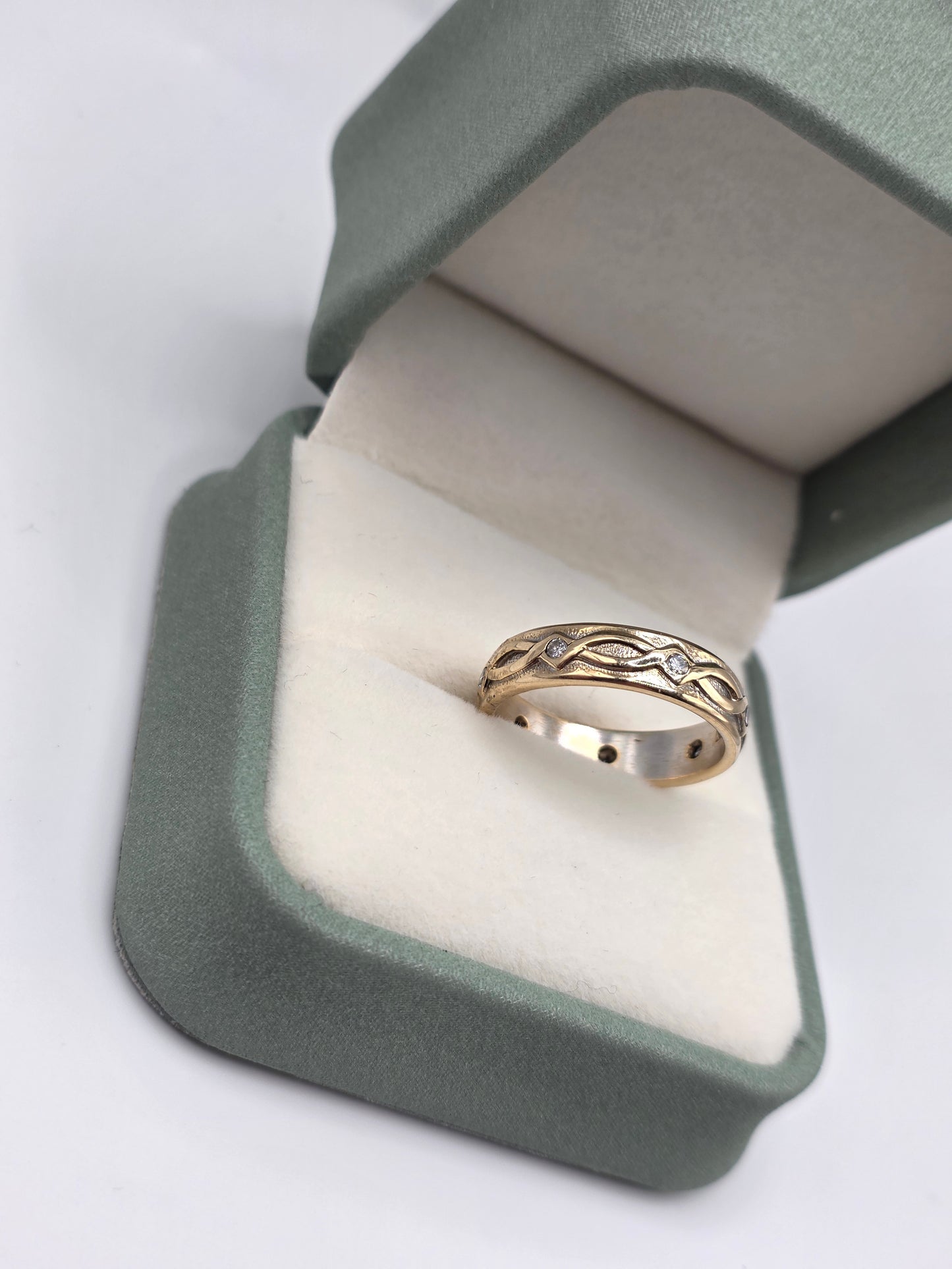 9ct gold diamond eternity ring