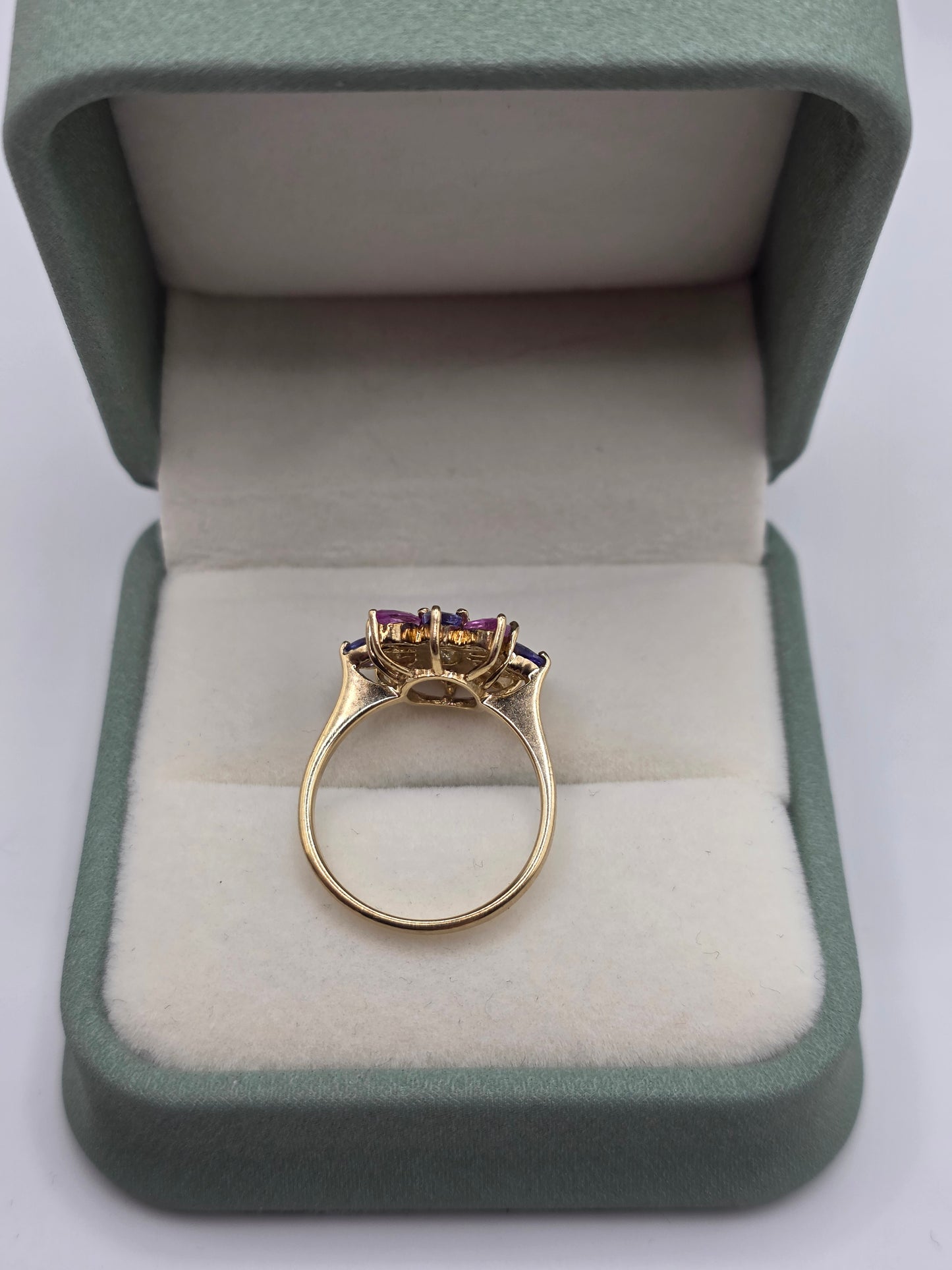 9ct gold aquamarine and sapphire cluster ring