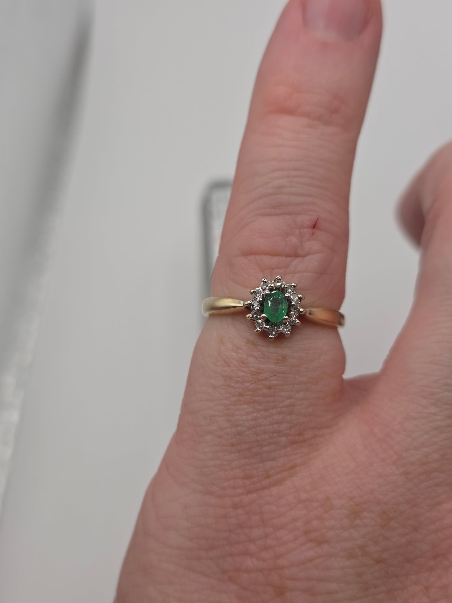 9ct gold emerald and diamond ring