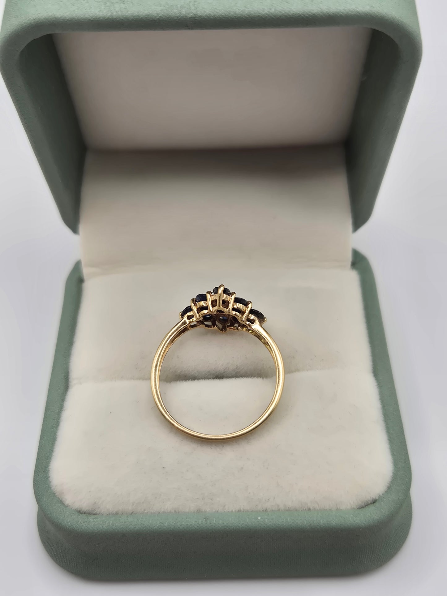 9ct gold sapphire ring