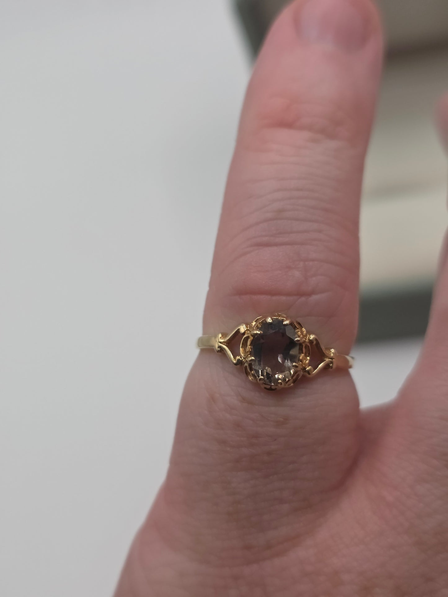 9ct gold smokey quartz ring