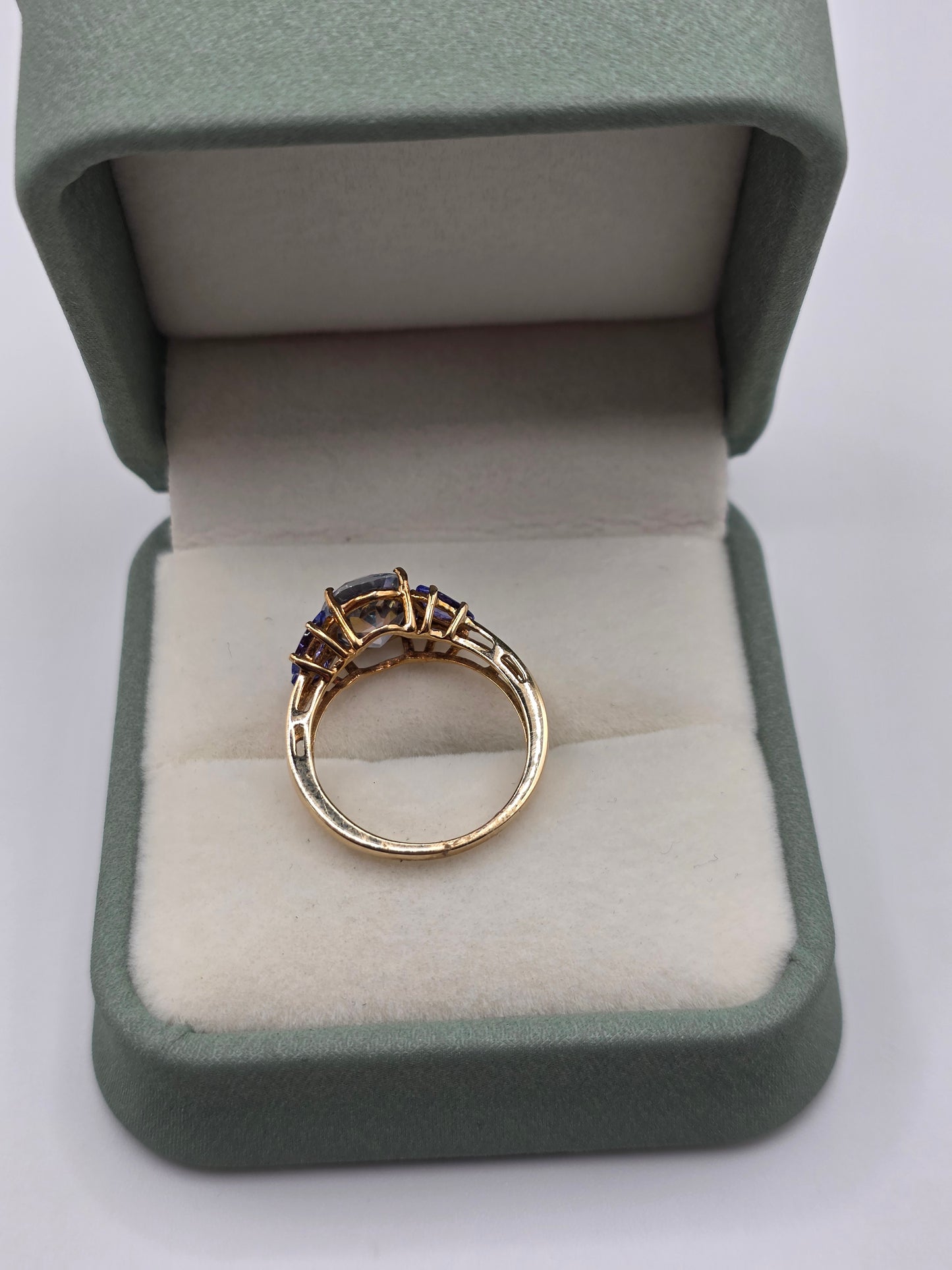 9ct gold topaz and tanzanite ring