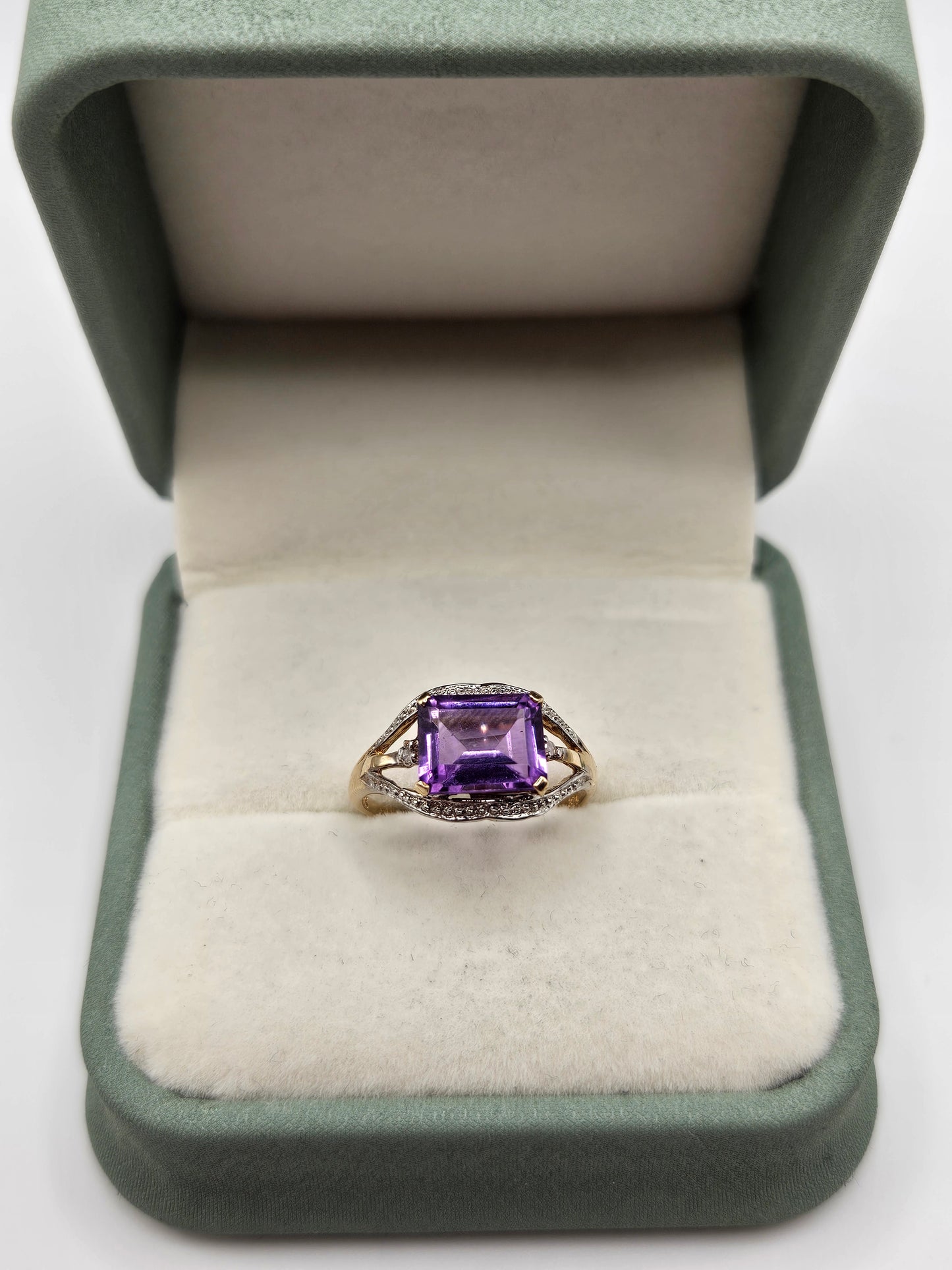 9ct gold amethyst ring