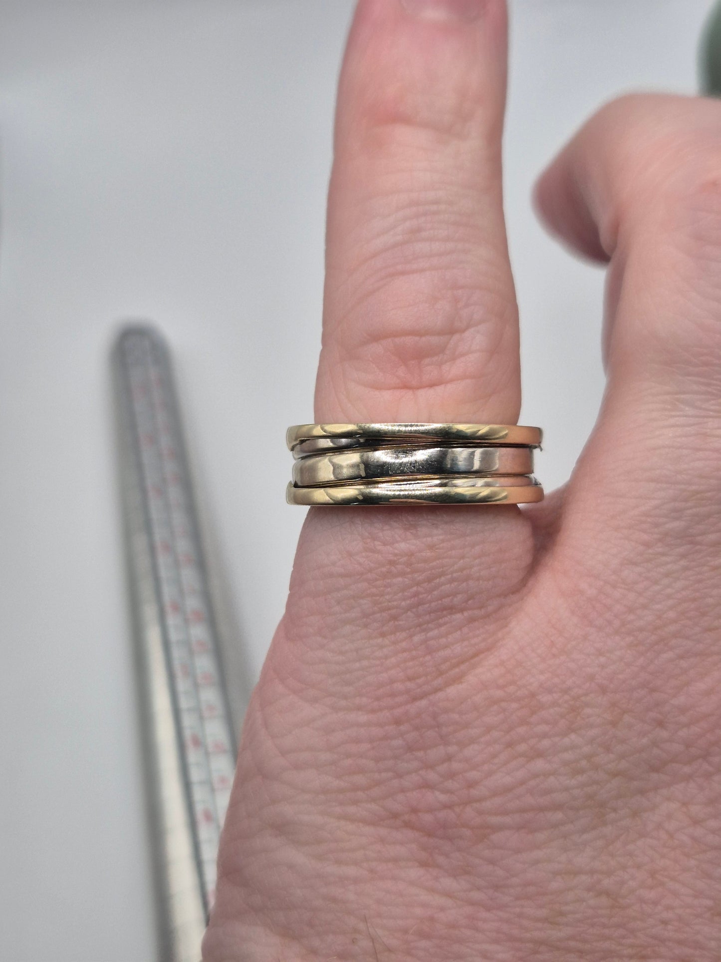Heavy 14ct gold ring