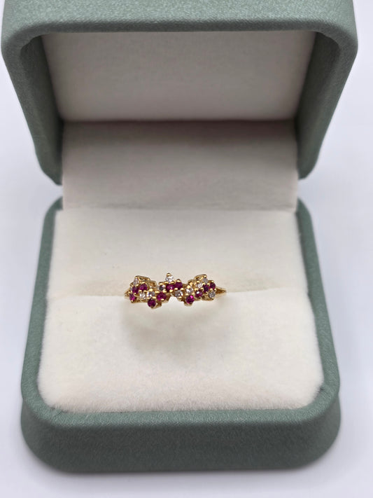 18ct gold ruby and diamond ring