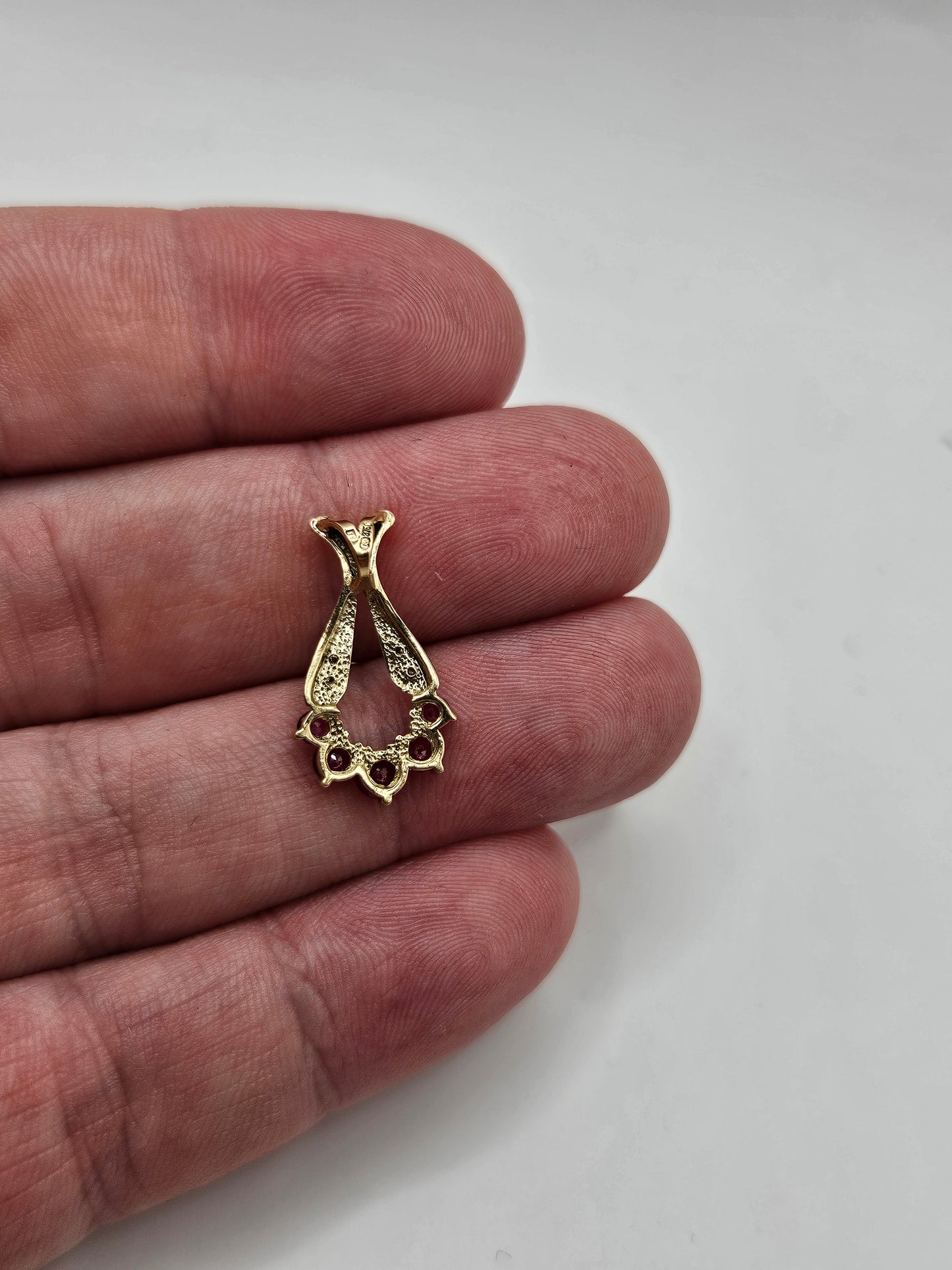 9ct gold ruby and diamond pendant