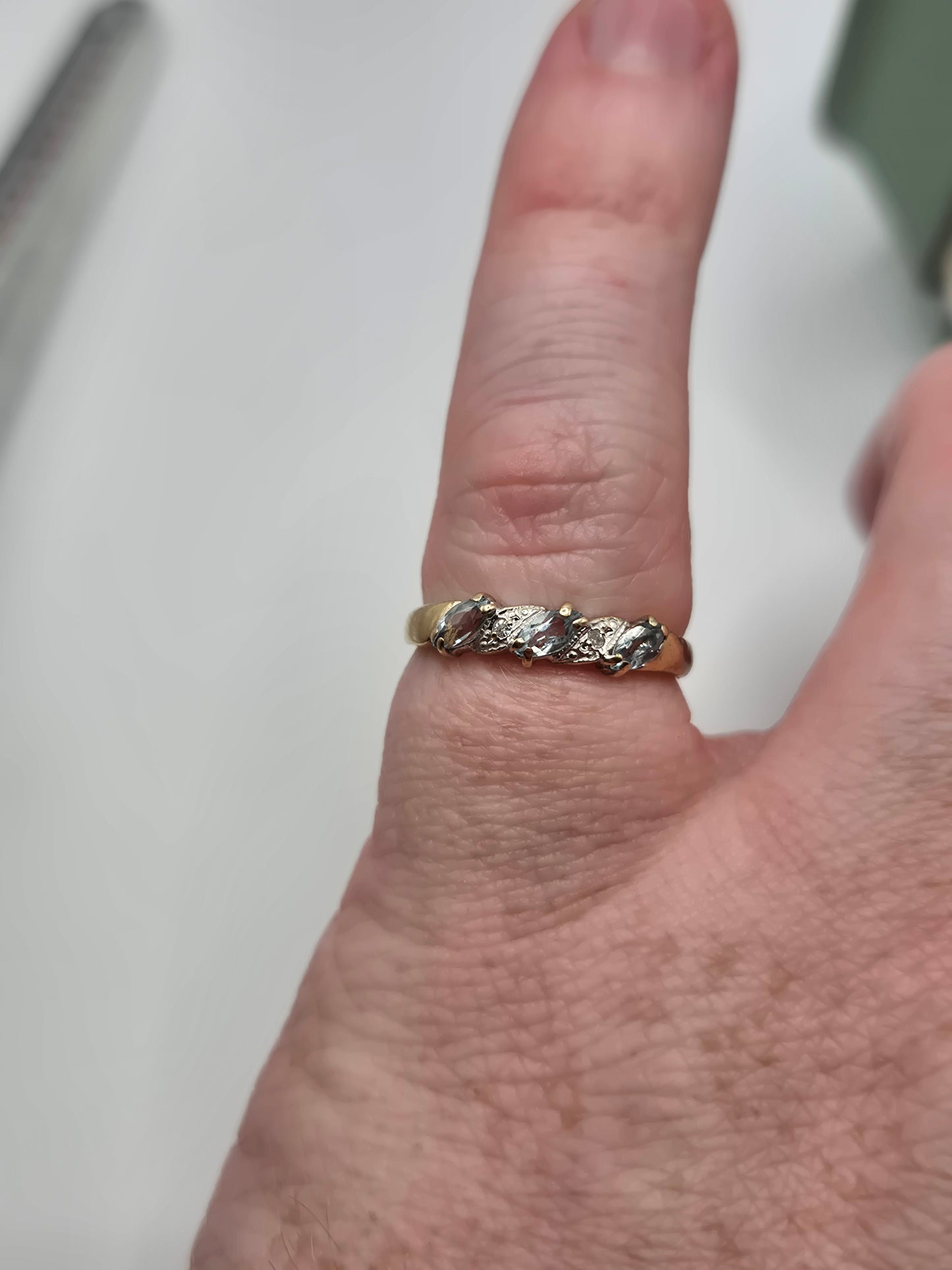 9ct gold topaz and diamond ring