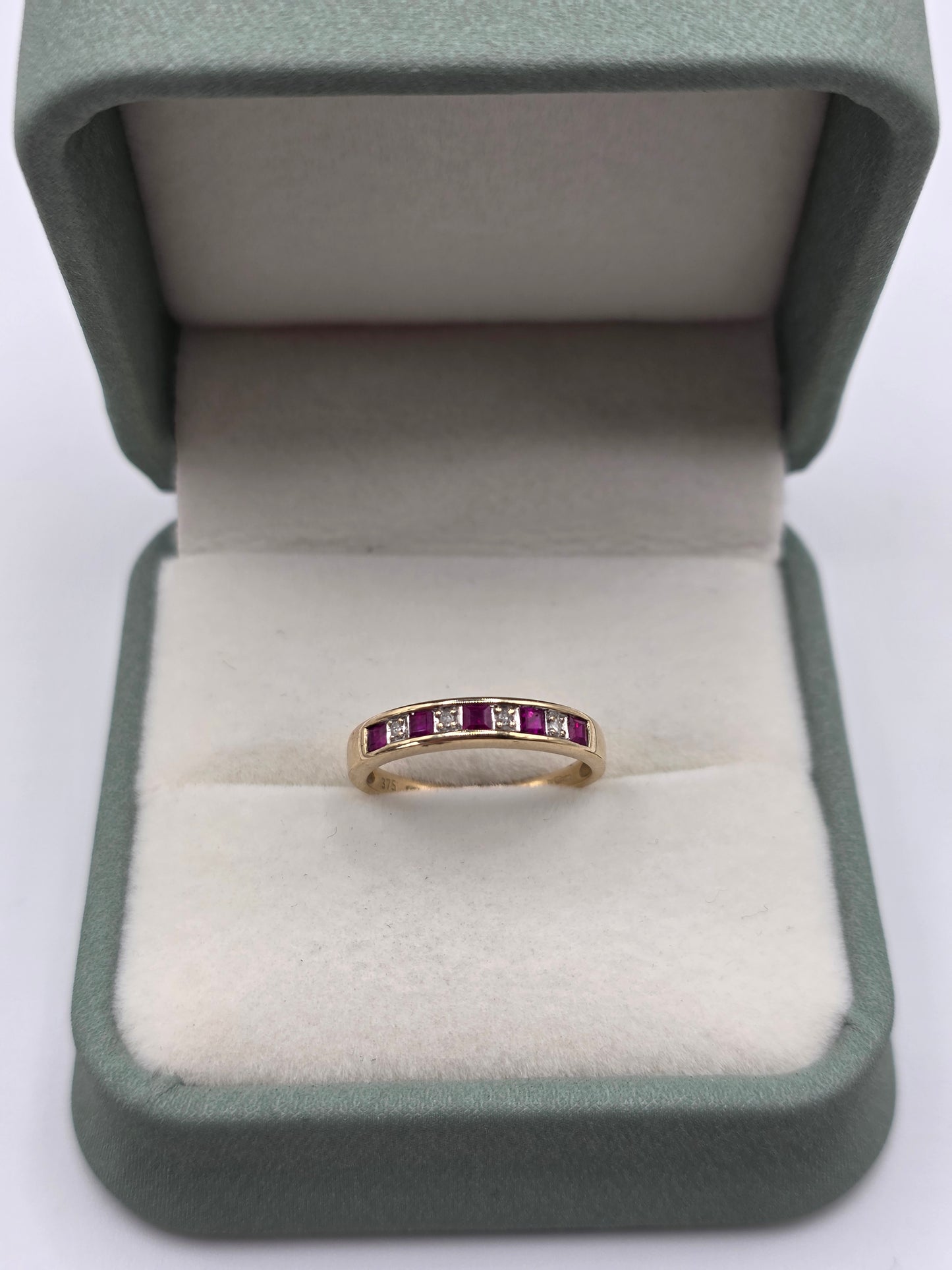 9ct gold ruby and diamond ring